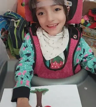 Ajude a Isabela a ter uma nova chance de tratamento